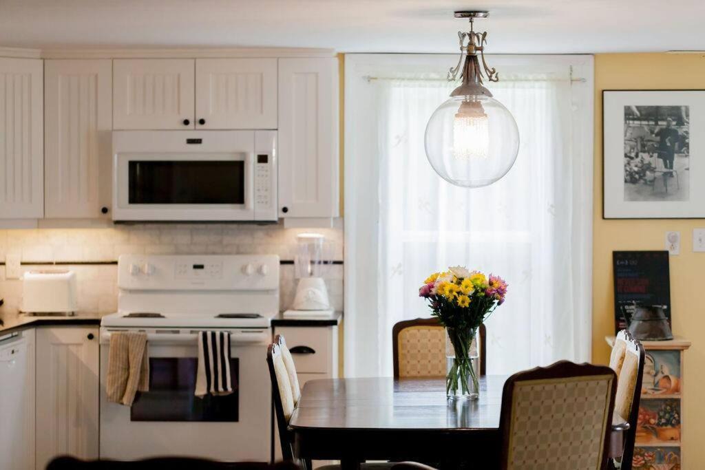 Wellington House | Wine Country 4 bedrooms