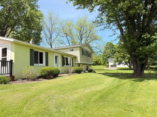 Town of Benton House | Wine Country Lodge a Family-Friendly Getaway