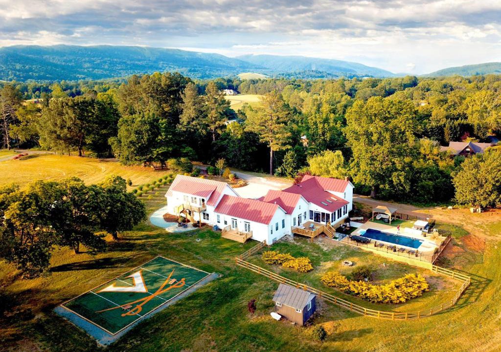 Afton House | Wine Country Modern Farmhouse on 10 Acres and Pool