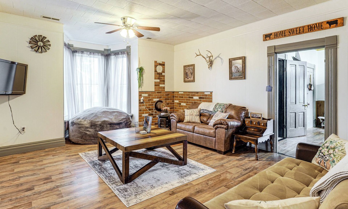 Hermann House | Wine, Dine & Unwind: Hermann Home w/Spacious Yard