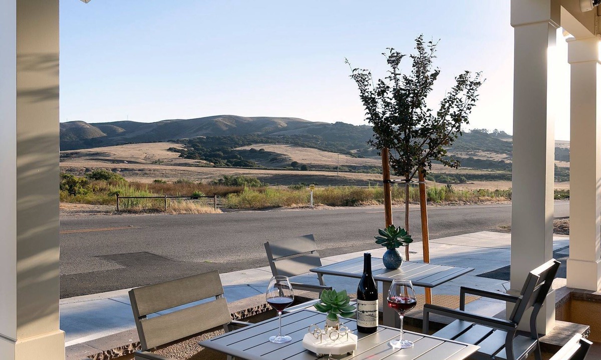 Orcutt Hotel | Wine Stone Inn