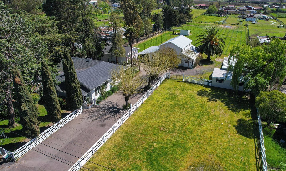 Sonoma Other | Winemakers Vineyard Farm House