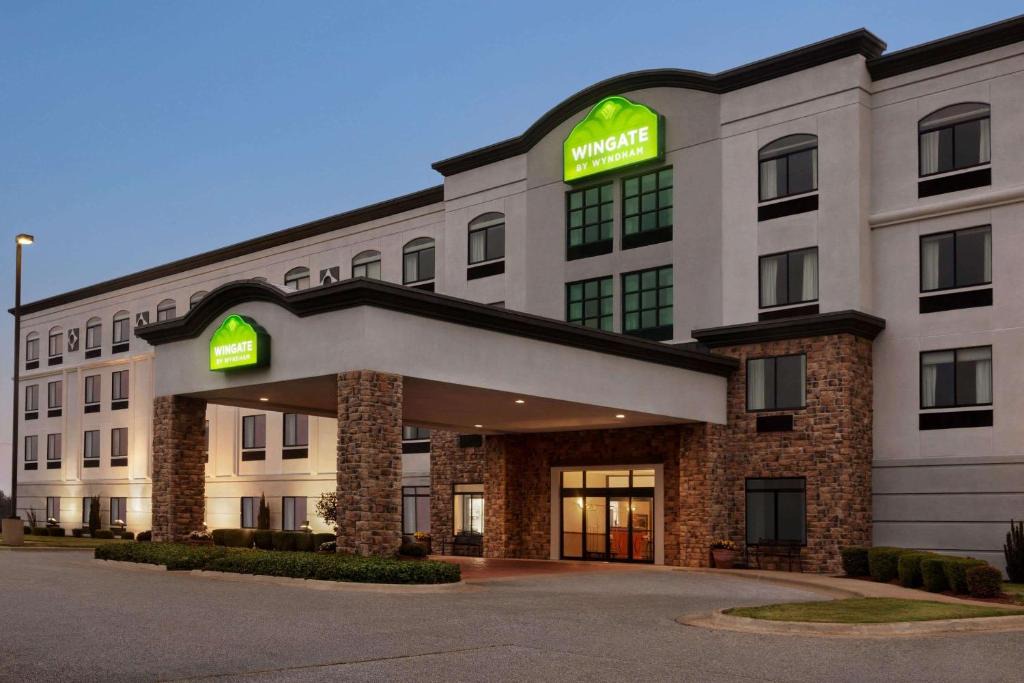 Bentonville Hotel | Wingate by Wyndham Bentonville