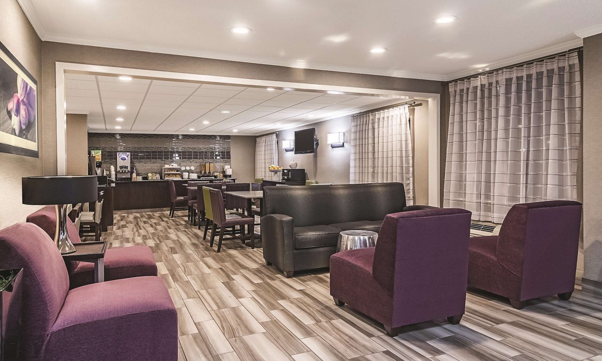 Dock Junction Hotel | Wingate by Wyndham Brunswick GA/I-95