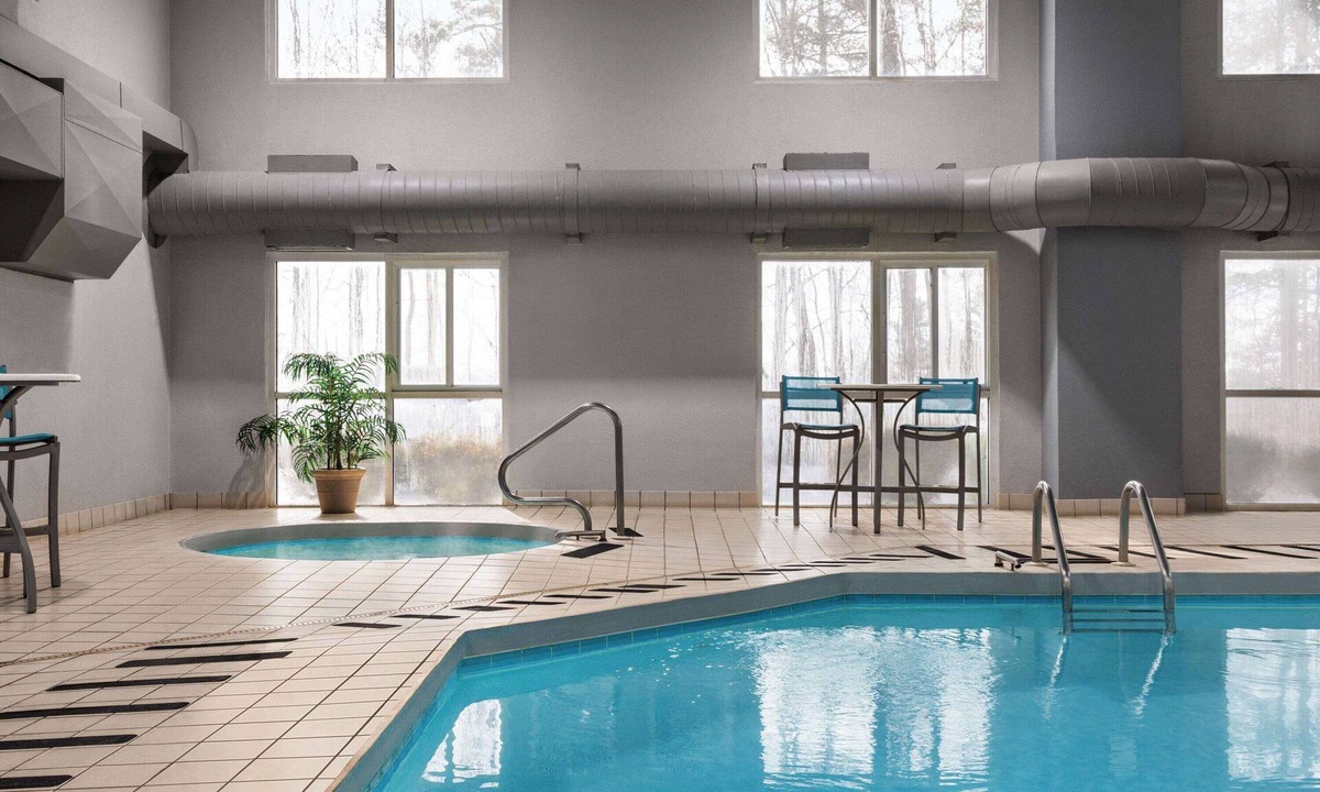 Skyland Hotel | Wingate by Wyndham Fletcher at Asheville Airport