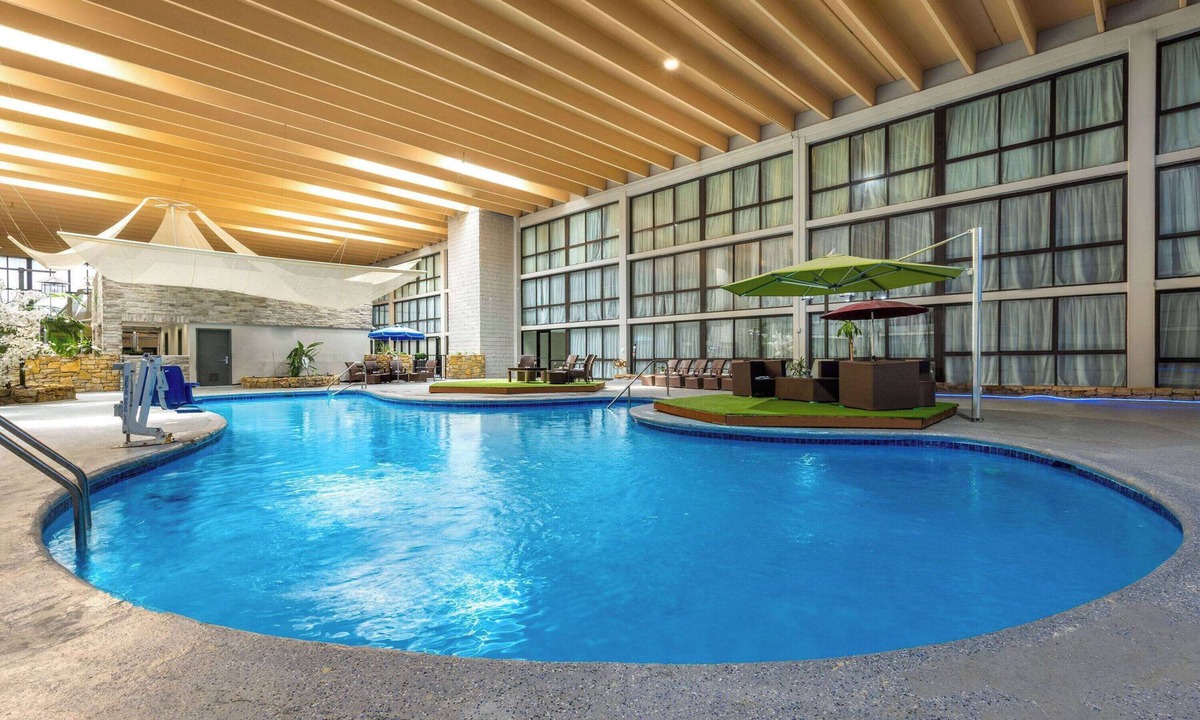 Kansas City Hotel | Wingate by Wyndham Kansas City