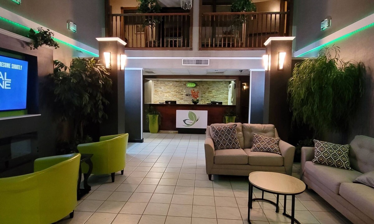 Lake George Hotel | Wingate by Wyndham Lake George