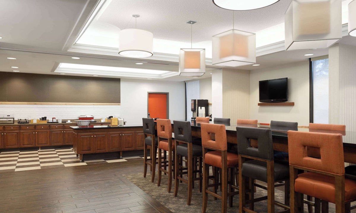 Airport Township Hotel | Wingate by Wyndham St. Louis Airport