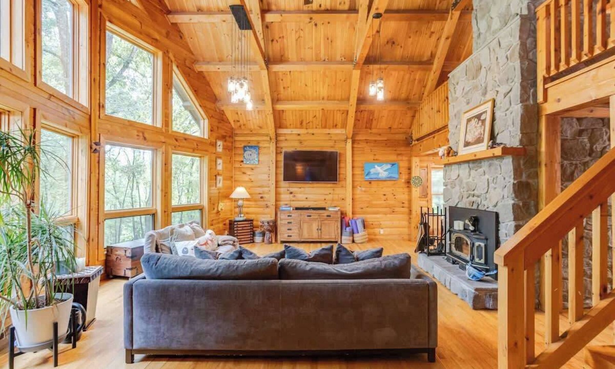 Keedysville Cabin | Wingspan Cabin