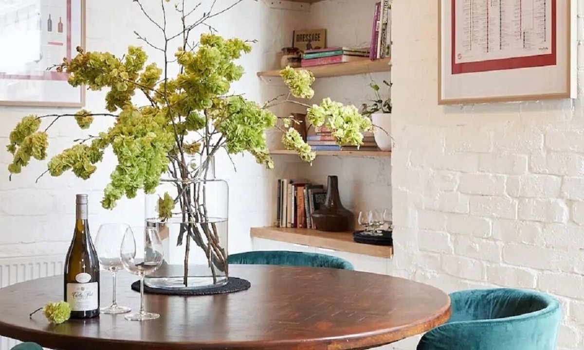 Lancefield House | Winkwink: Luxury Home for Two Couples