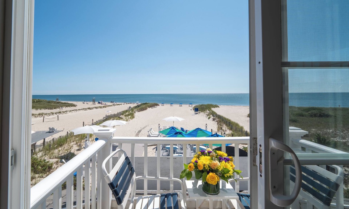 Harwich Port Bed & Breakfast | Winstead Beach Resort