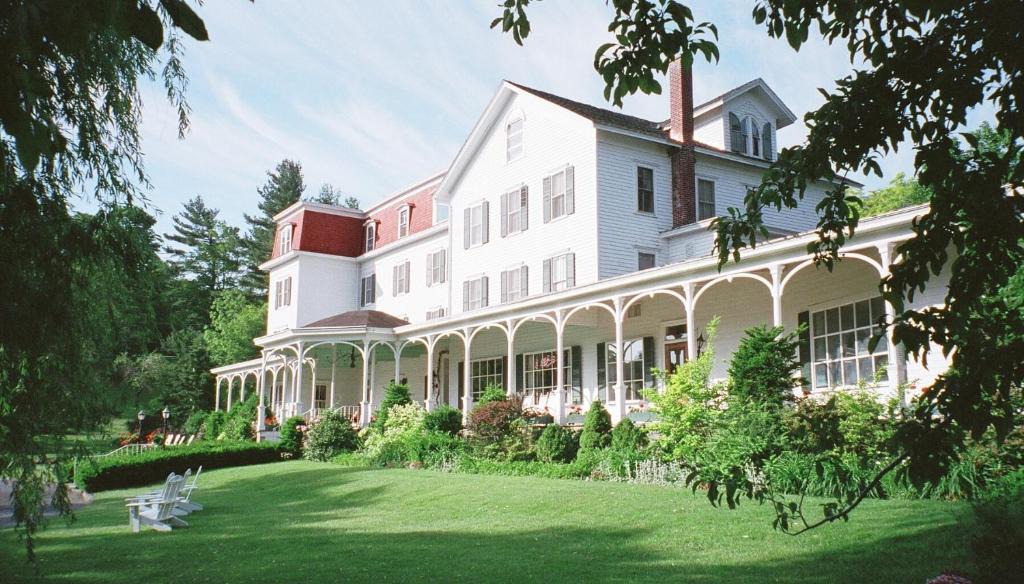 Round Top Resort | Winter Clove Inn & Resort