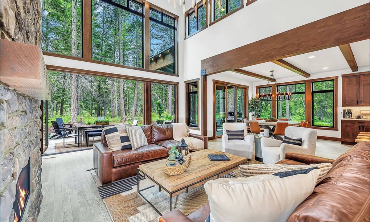 Roslyn House | Winter Comfort Without Watching the Clock!