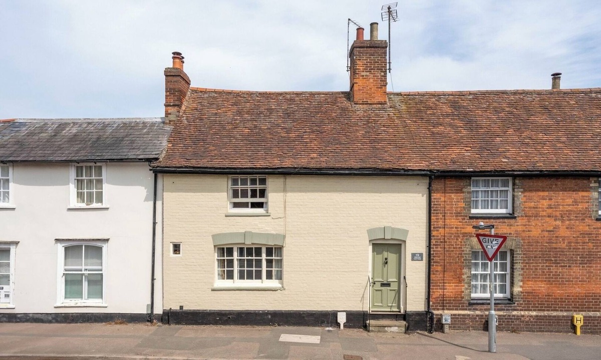 Clare House | Winter Cottage, Clare