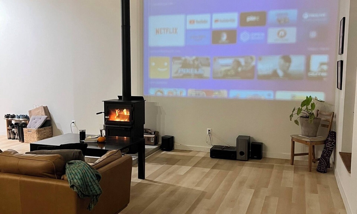 Husum House | Winter Getaway in Husum, WA