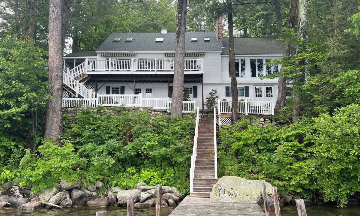 Wolfeboro House | Winter Harbor Getaway