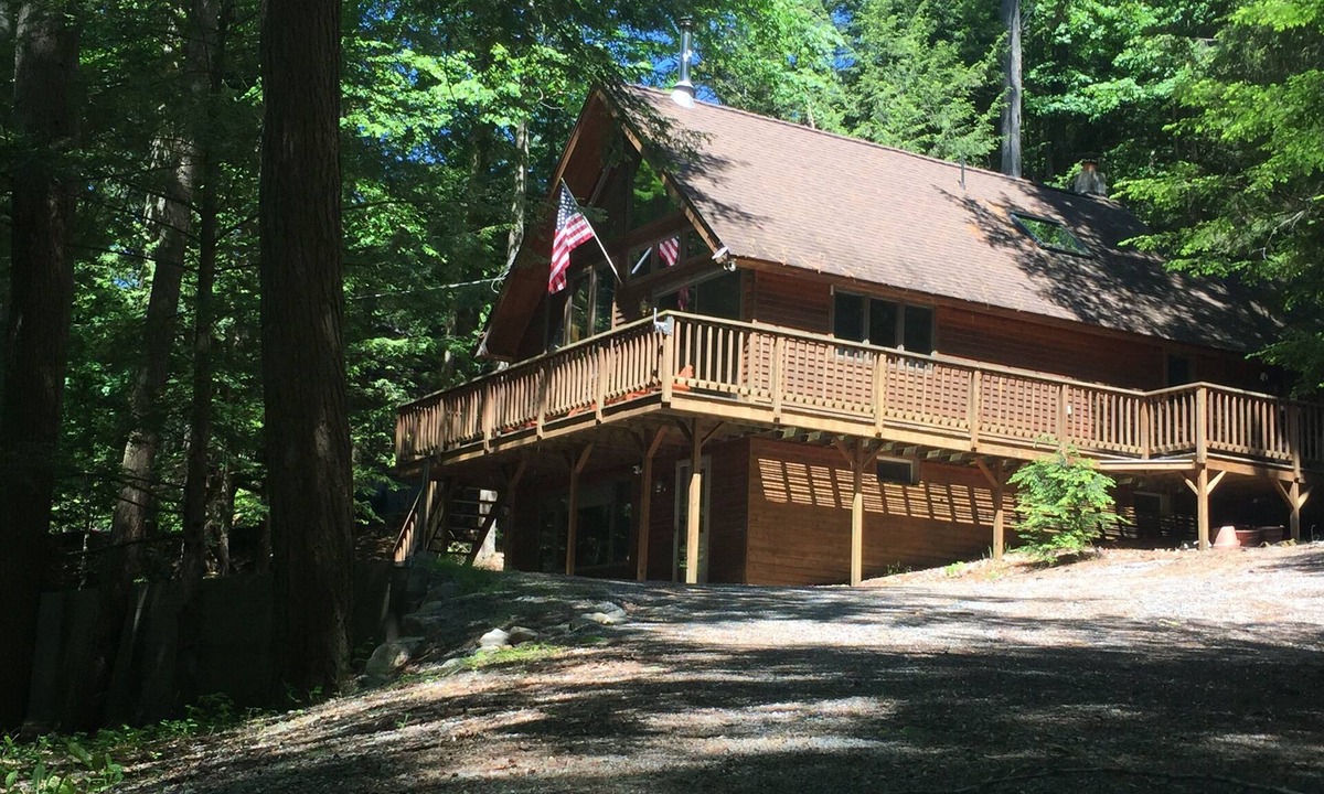 Chestertown Ski Chalet | Winter on Loon Lake, Hot tub, ski Gore, snowmobile
