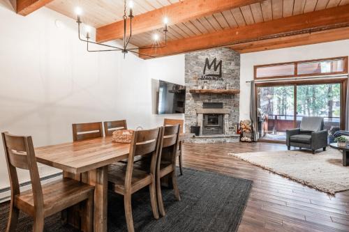 Mammoth Lakes Villa | Winterset 20