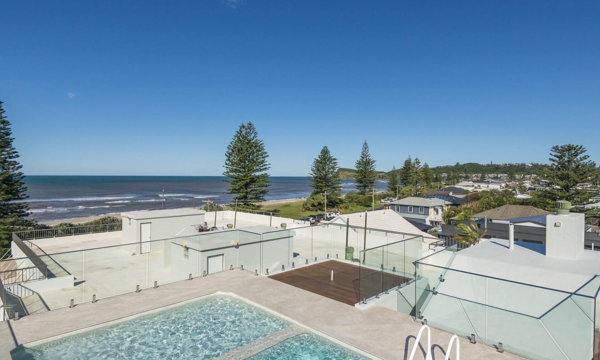 North Creek Apartment | Wintersview 2 - Beach Frontage Apartment