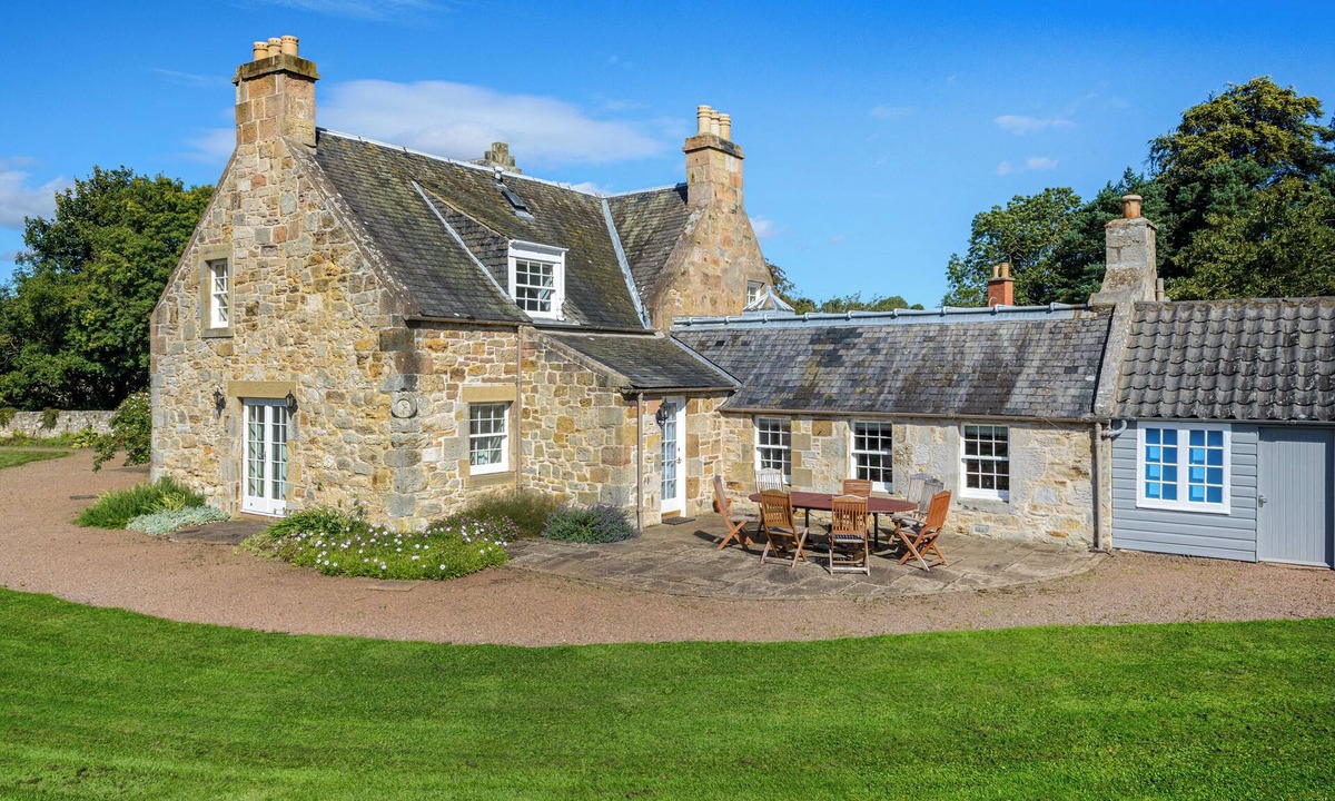 Pencaitland Cottage | Winton Cottage - UK50380