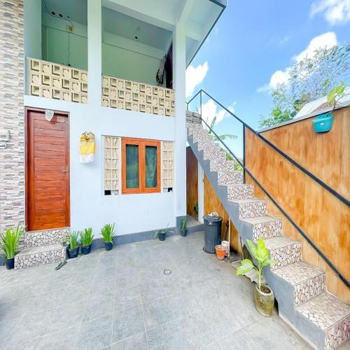 Blahbatuh Hotel | Winy House