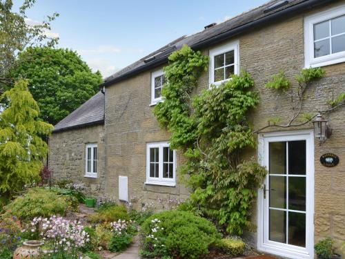 Netherton House | Wisteria Cottage