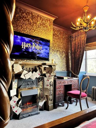 Kings Langley Apartment | Wizards Retreat - 8 Mins to Warner Bros Studio!