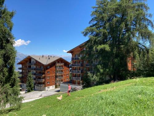 Saint-Pierre-de-Clages Apartment | Wohnung GREPPON NEND200 Ski in and Ski out