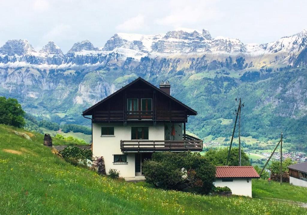 Pfaefers Dorf Apartment | Wohnung in Bergchalet