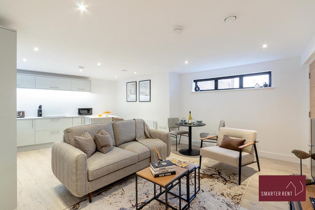 Wokingham Apartment | Wokingham - 2 Bedroom Ground Floor Flat