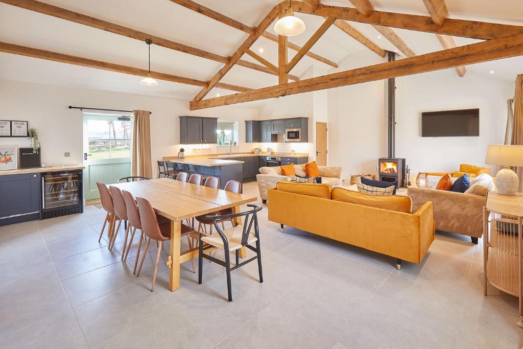 West Heslerton House | Wold's View Cottage