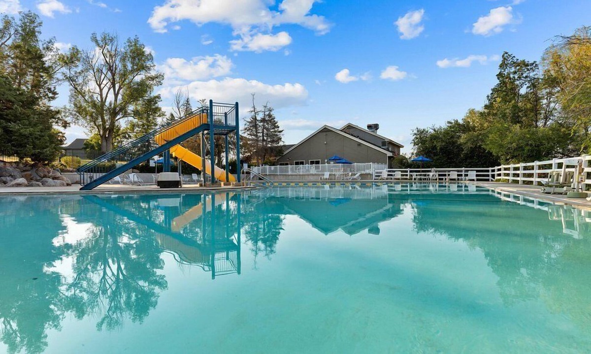 Wolf Creek Resort | Wolf Creek | Cozy Ski Retreat | Pool + Ski | 2BR
