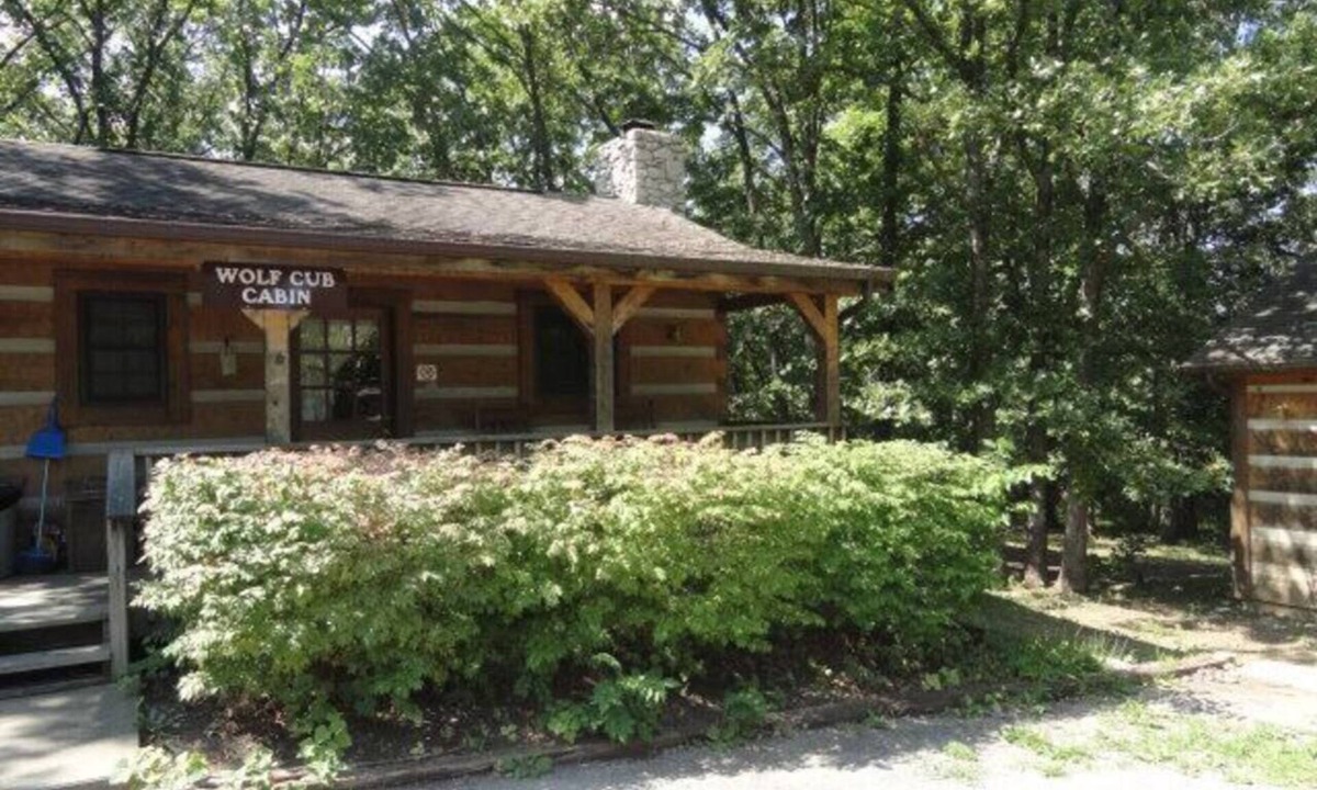 Pittsburg Cabin | Wolf Cub Cab of Pomme de Terre
