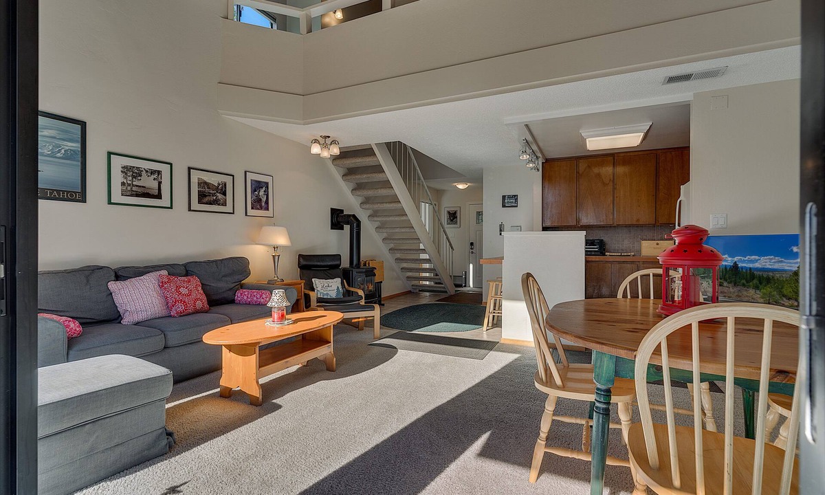 Coffeyville House | Wolf Den: 2 BR, 1.5 BA Townhouse in Carnelian Bay, Sleeps 5