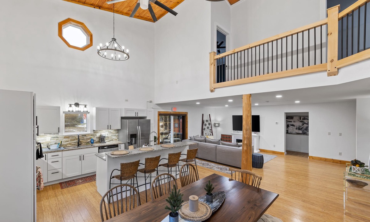 Wilmington Hotel | Wolfjaw Lodge