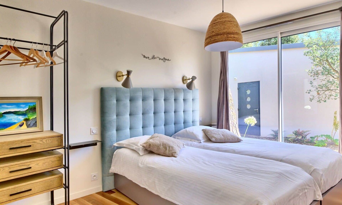 Saint-Brevin-l'Ocean House | Wonderful villa for 6 people with WIFI, private pool, TV and terrace