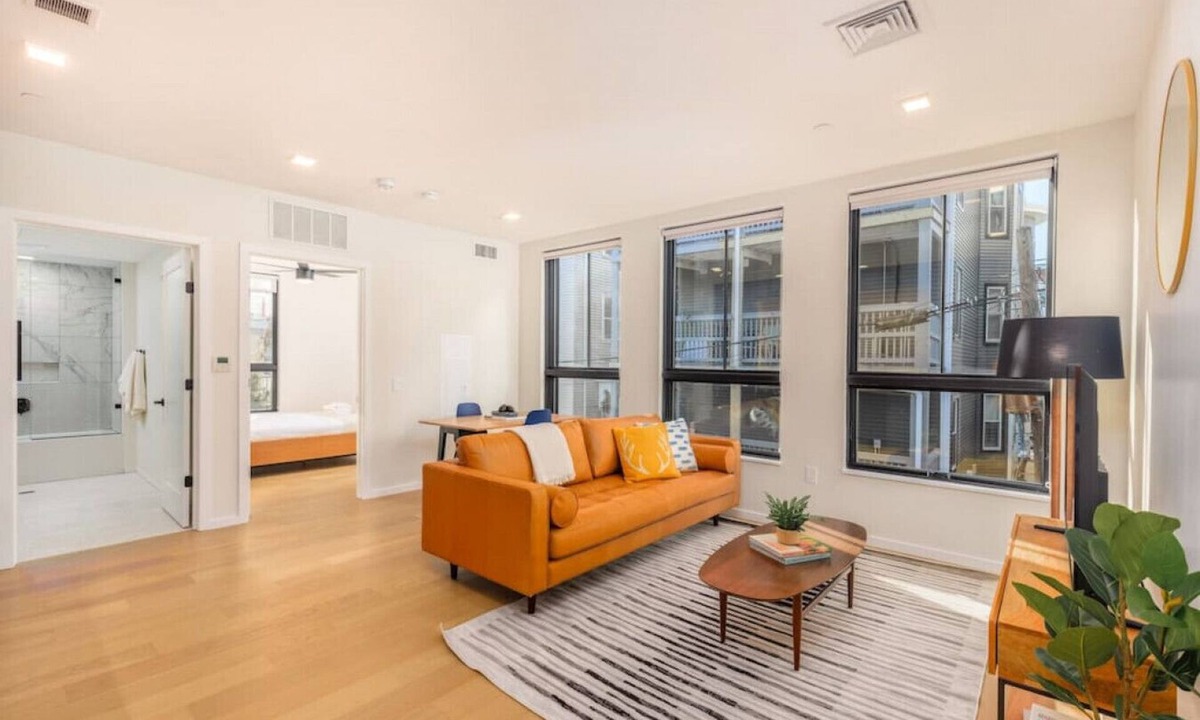 Mission Hill Apartment | Wonderful 1BR in Mission Hill!