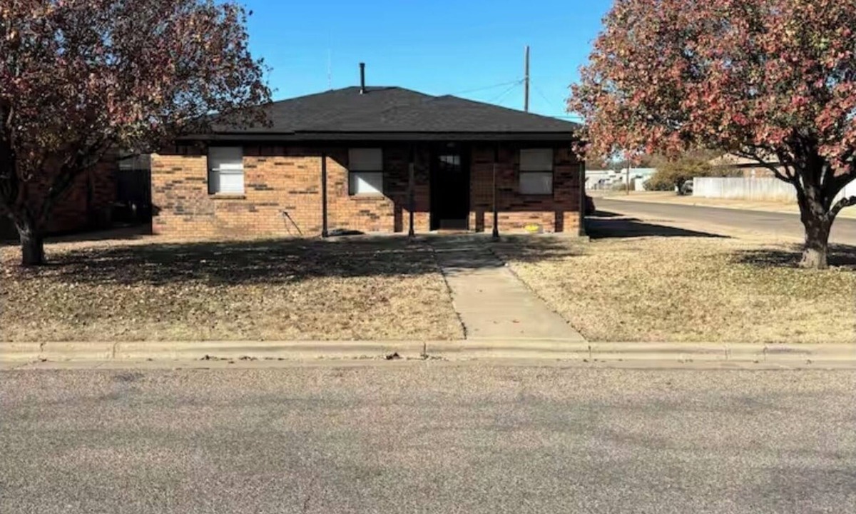 Dumas House | Wonderful 3-bedroom house with AC in charming Dumas