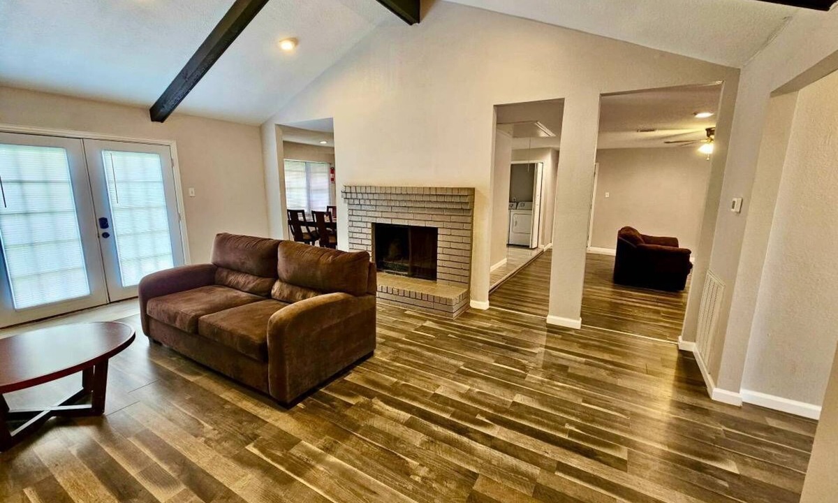 Port Arthur House | Wonderful 3-bedroom house with AC in welcoming Port Arthur