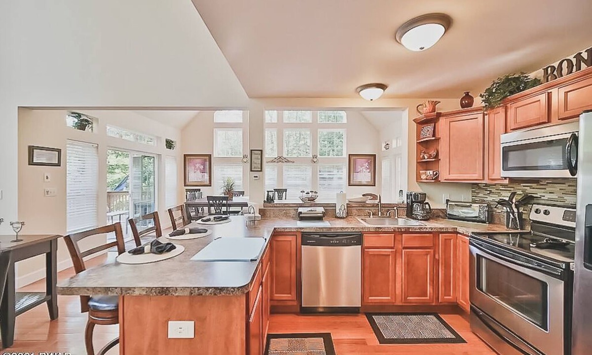 Rowland Ski Chalet | Wonderful cozy 3-bedroom perfect family retreat