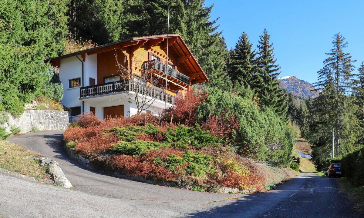 Barboleusaz House | Wonderful private villa for 8 guests with WIFI, TV and balcony