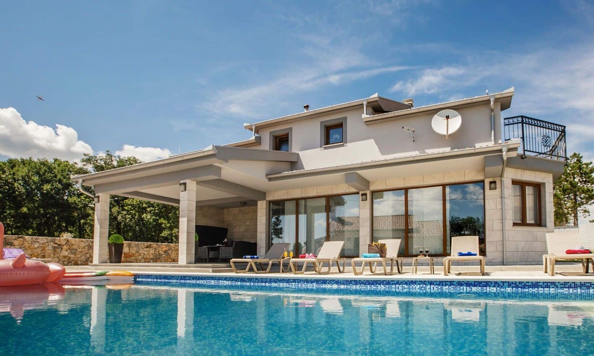 Prolozac Villa | Wonderful private villa with WIFI, A/C, hot tub, private pool, TV, terrace and panoramic view