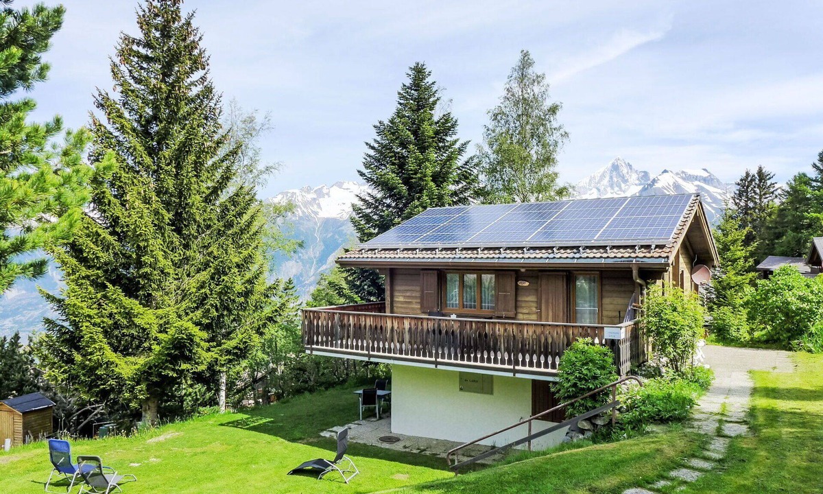 Buerchen House | Wonderful private villa for 6 guests with TV, patio, pets allowed and panoramic view