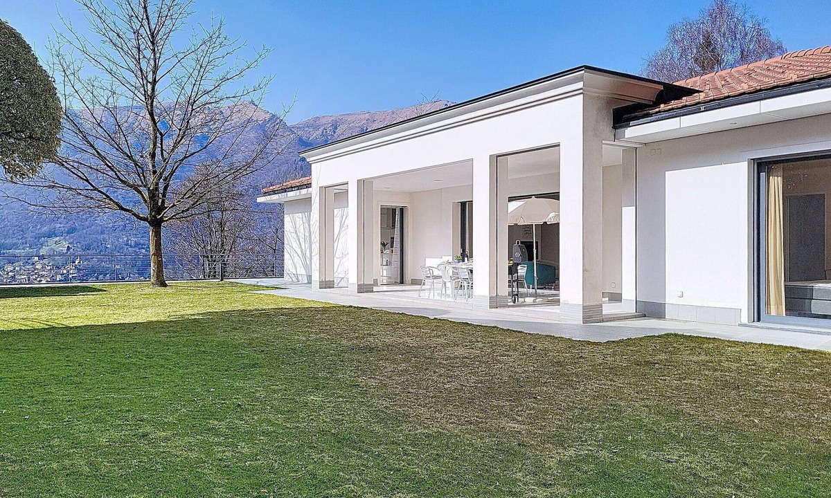 Aranno House | Wonderful private villa for 6 people with hot tub, WIFI, TV, terrace and panoramic view