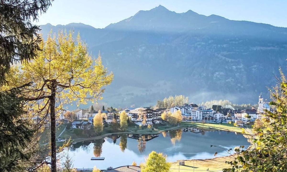 Laax House | Wonderful private villa for 8 guests with WIFI, TV, patio and panoramic view