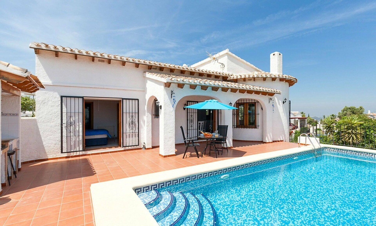 Monte Pego Villa | Wonderful private villa for 6 people with WIFI, private pool, A/C, TV and terrace