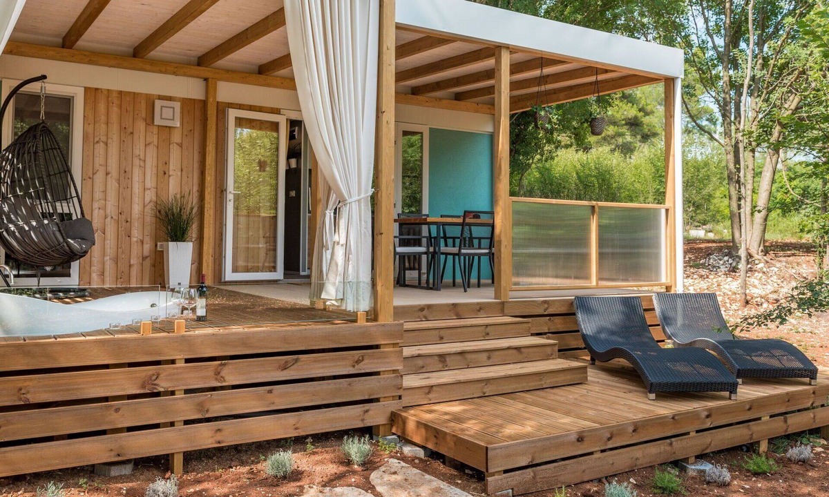 Rebici House | Wonderful private villa for 4 guests with WIFI, A/C, TV, terrace and pets allowed