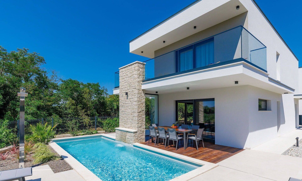 Basanija House | Wonderful private villa for 6 people with A/C, private pool, WIFI, TV and terrace