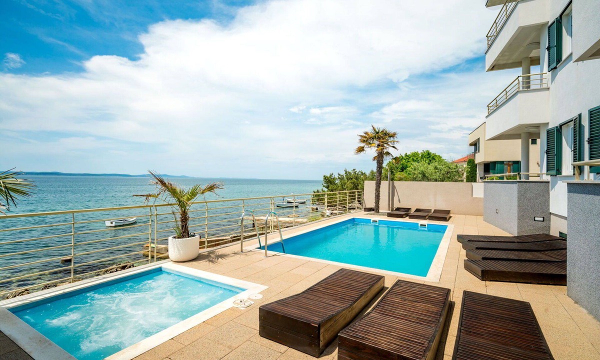 Kozino House | Wonderful private villa for 12 people with A/C, private pool, WIFI, hot tub, TV and patio