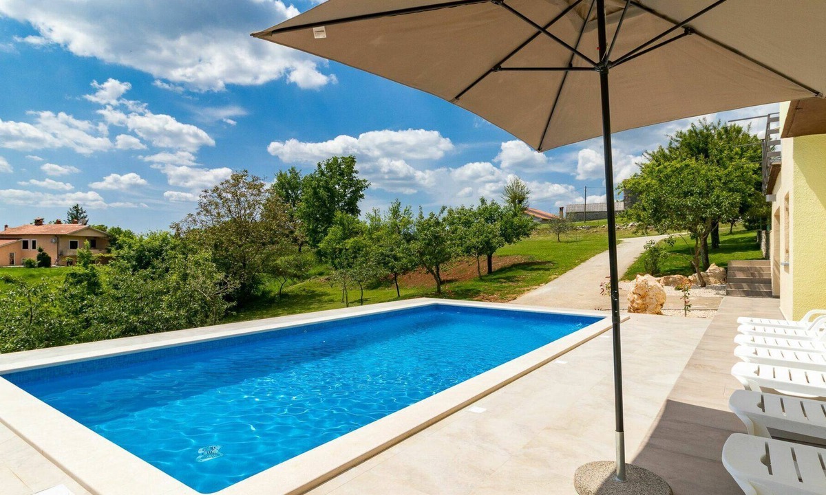 Sveta Katarina House | Wonderful private villa with private pool, WIFI, A/C, TV, terrace, pets allowed and parking